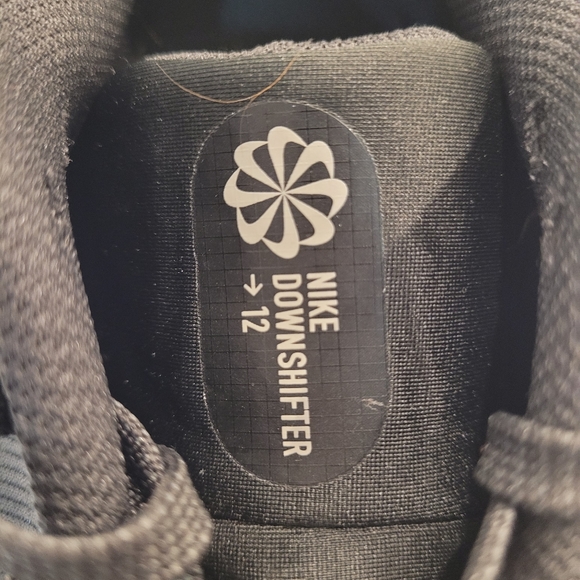 Nike Downshifter 12  Men's size 9US - Picture 11 of 12